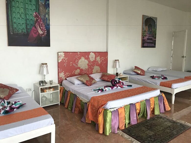 Bed & Breakfast Costiera Fermiliana Tagaytay