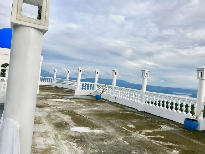 Bed & Breakfast Costiera Fermiliana Tagaytay
