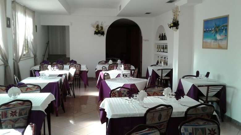 Hotel Ristorante Chiar Di Luna