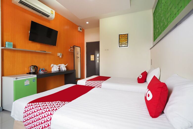 Oyo 711 Korat Buri Green Hotel