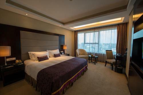 Yi Mei Plaza Hotel