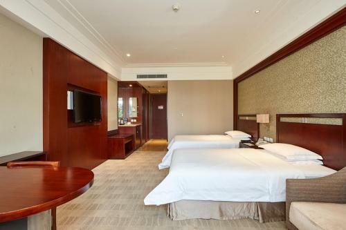 Tongli Lake View Hotel