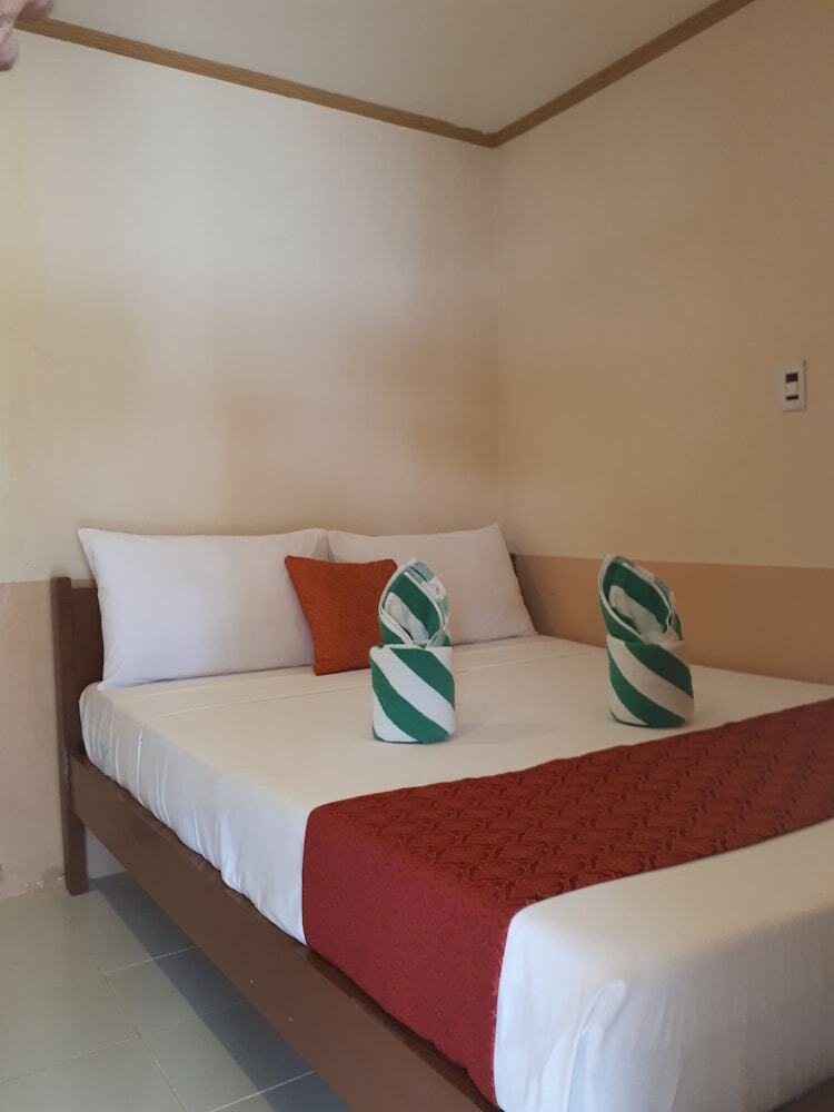 Hotel Orange Pearl Beach Resort