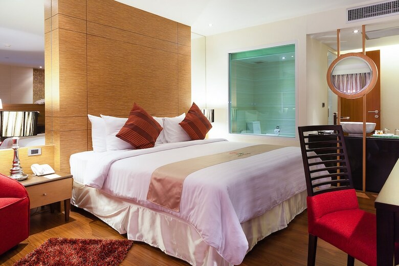 Grand Lord Hotel