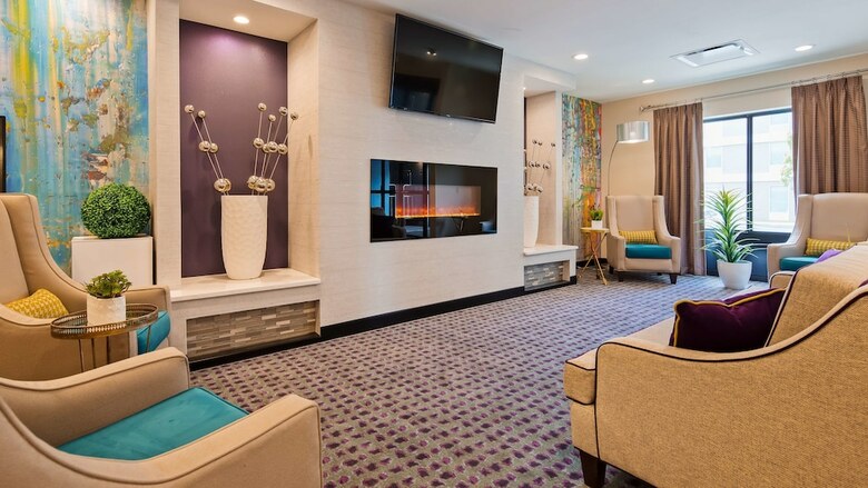 Hotel Best Western Plus Erie Inn & Suites