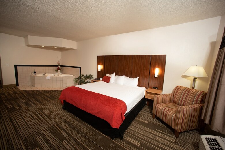 Hotel Northfield Inn, Suites & Conference Center