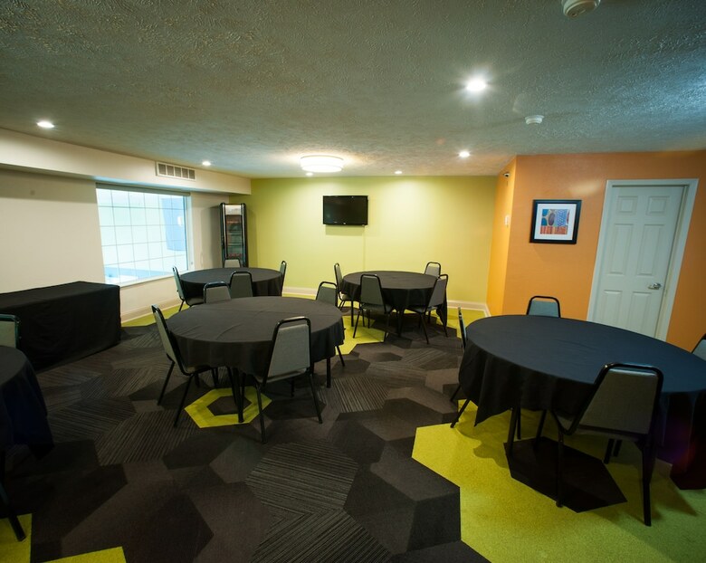 Hotel Northfield Inn, Suites & Conference Center