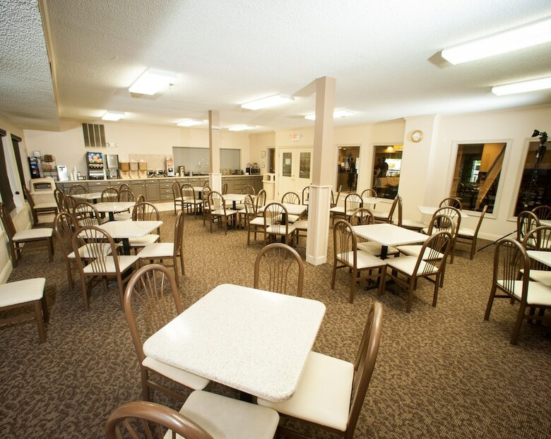 Hotel Northfield Inn, Suites & Conference Center