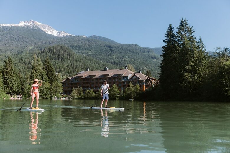Hotel Nita Lake Lodge