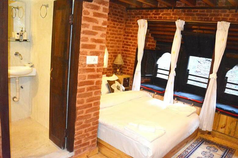 Bed & Breakfast Yamba Traditional Home