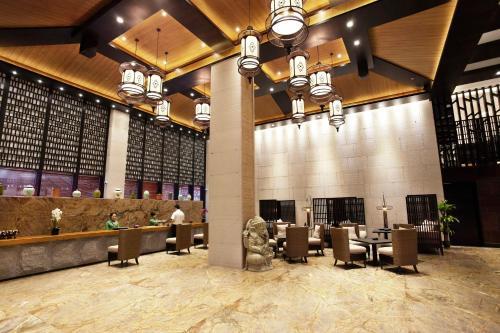 Season Boutique Hotel Longcheng Branch