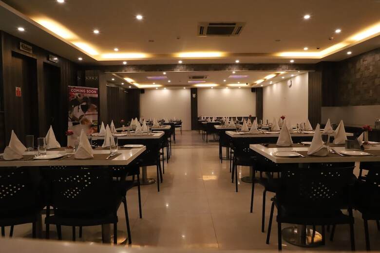 Hotel Genx Agra By 1589