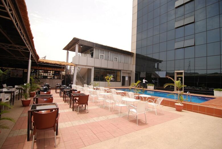 Starview Palace Hotel