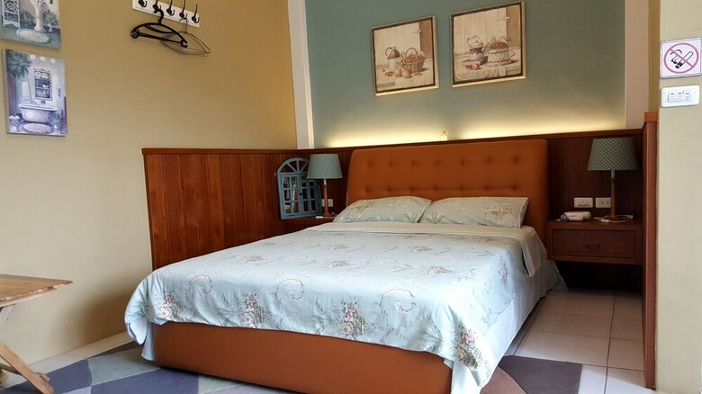 Bed & Breakfast Elysees House