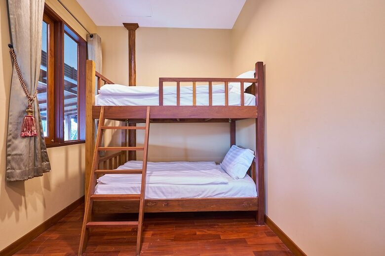 Hotel Hueankhamhom Resort
