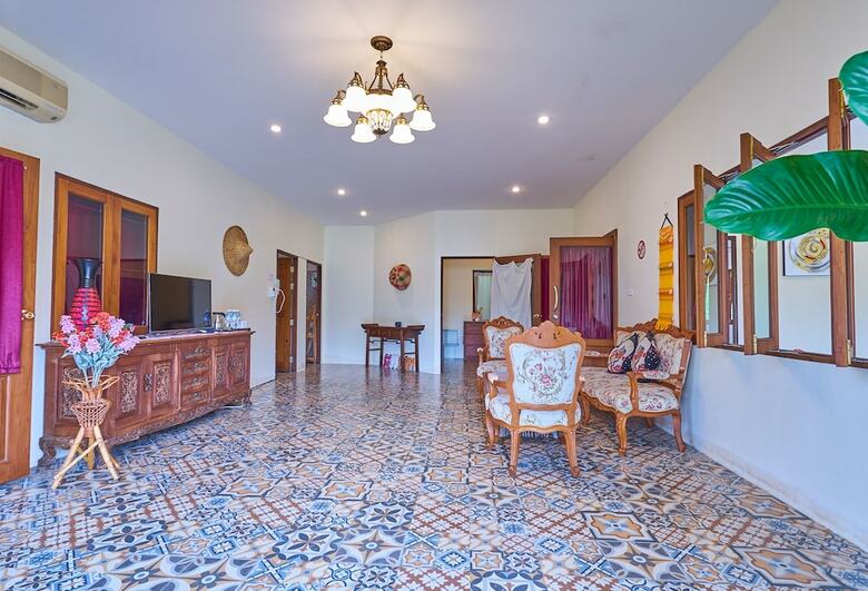 Hotel Hueankhamhom Resort