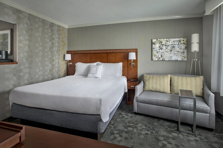 Hotel Courtyard By Marriott Tinton Falls Eatontown