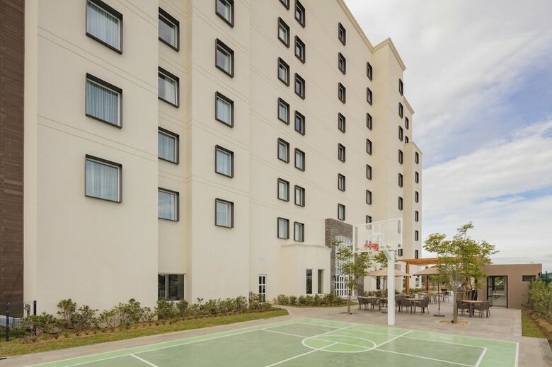 Aparthotel Staybridge Suites Silao