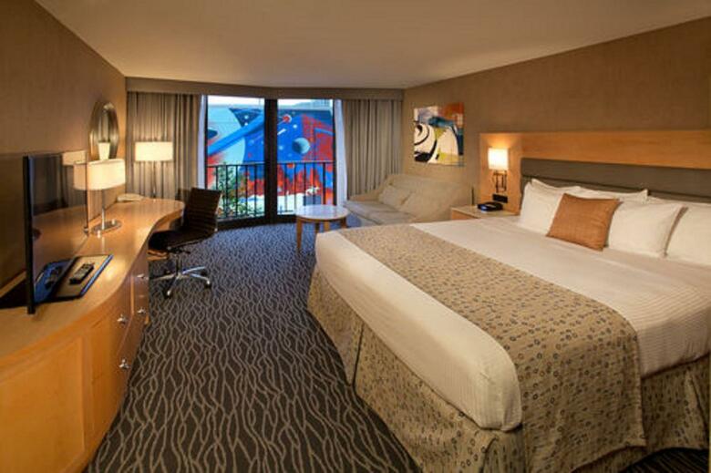Warwick Seattle Hotel