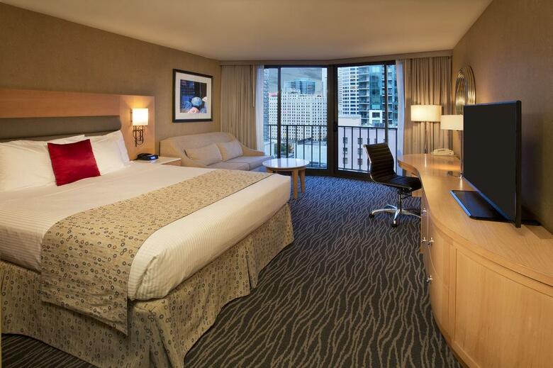Warwick Seattle Hotel