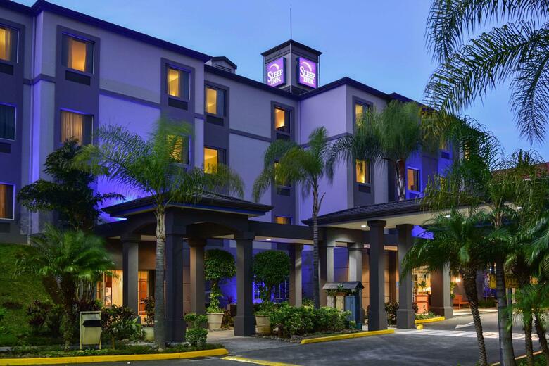 Hotel Sleep Inn Paseo Las Damas