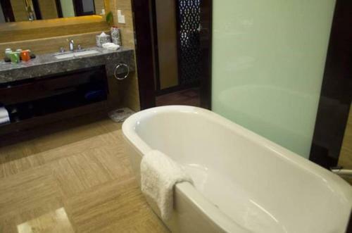 Yuyao Yangming Hot Spring Resort