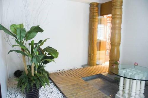 Yuyao Yangming Hot Spring Resort
