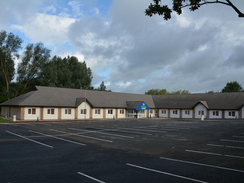 Hotel Raglan Lodge