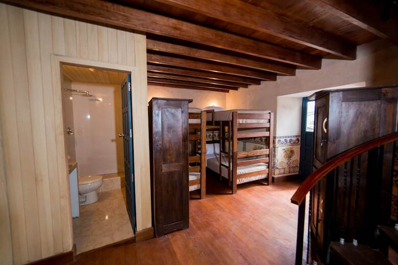 Hostal The Luxe Cusco Hostel