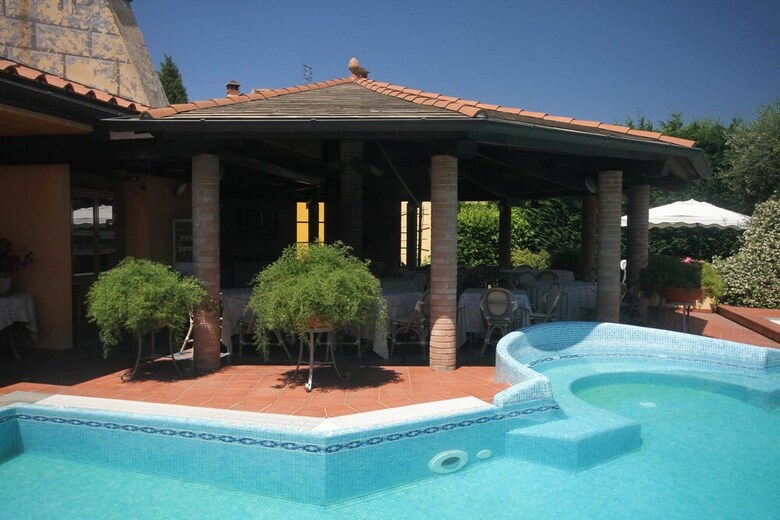Hotel Albergo Ristorante La Pietra