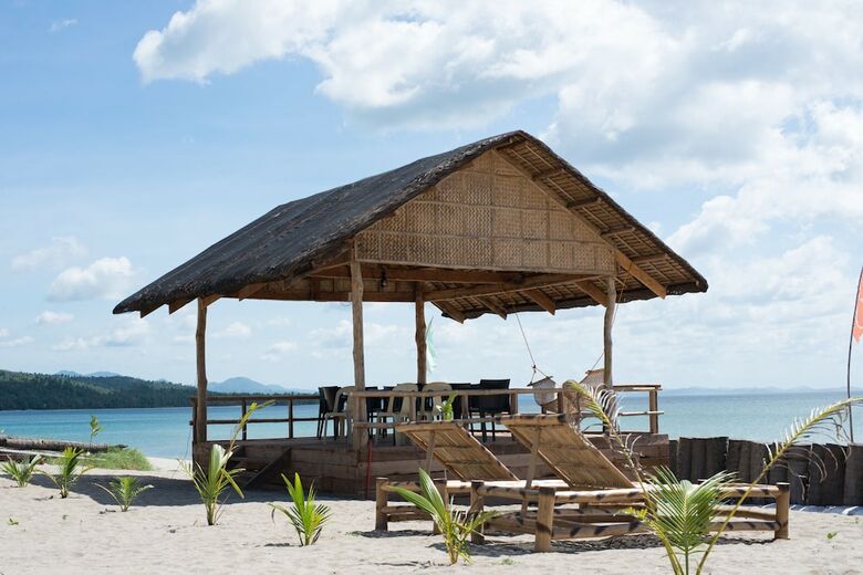 Hotel Footprints Beach Resort