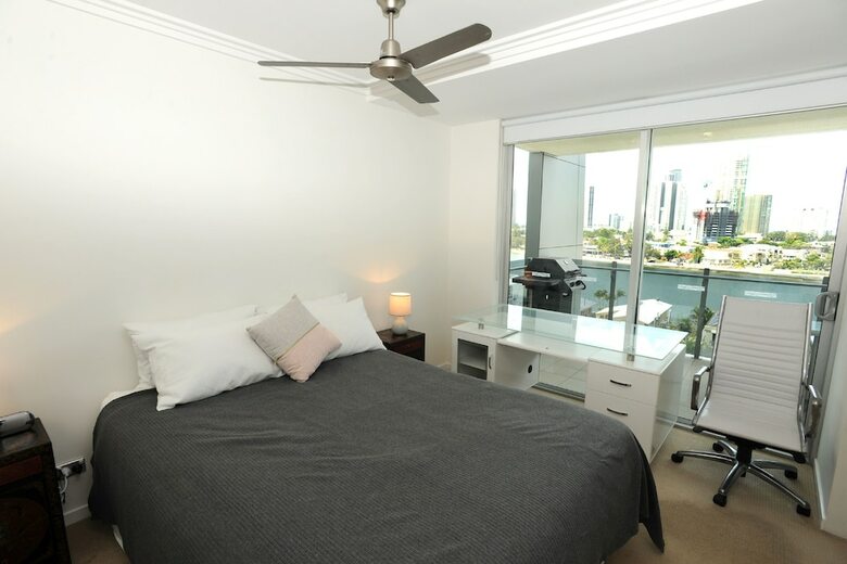 Apartamentos Surfers Paradise Suite With Pool And Spa