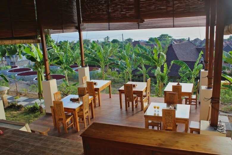 Hotel Kabeh Jati Garden Villa And Restaurant