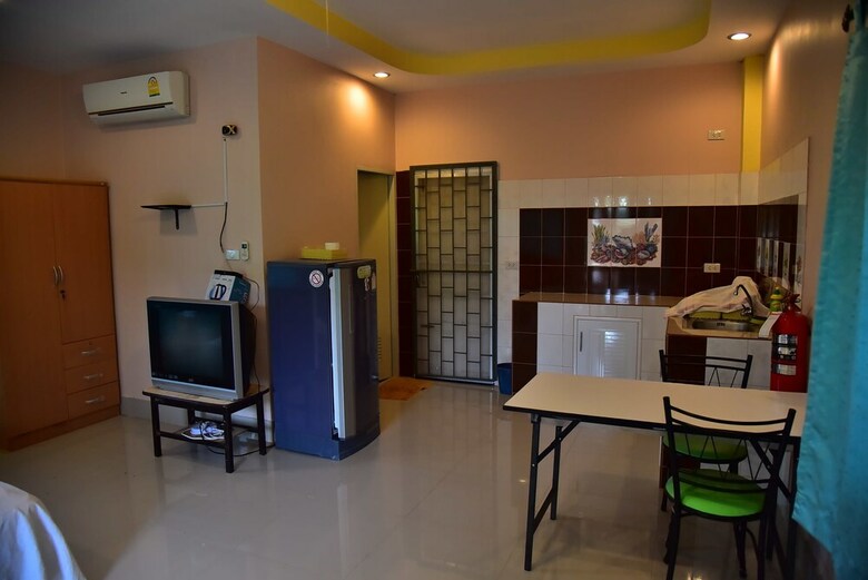 Hotel Oyo 949 Sansuk Resort Paknampran