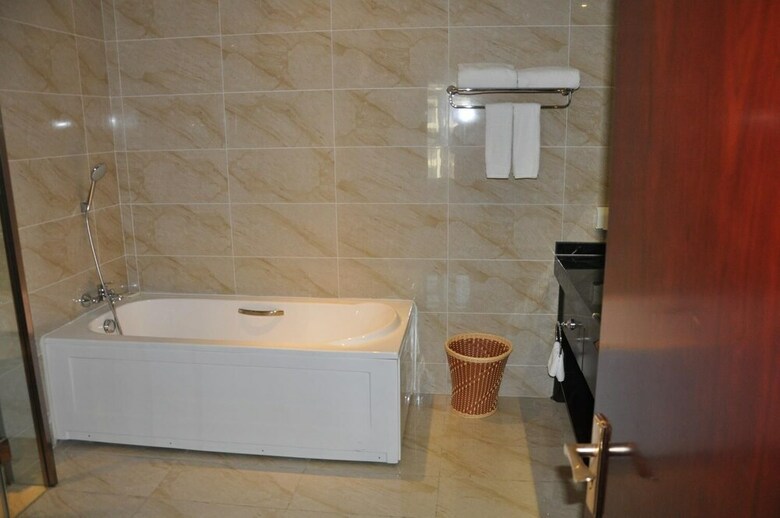 Joyful Rose International Hotel