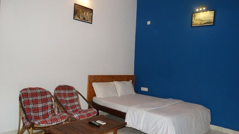 Hotel Down Da Village