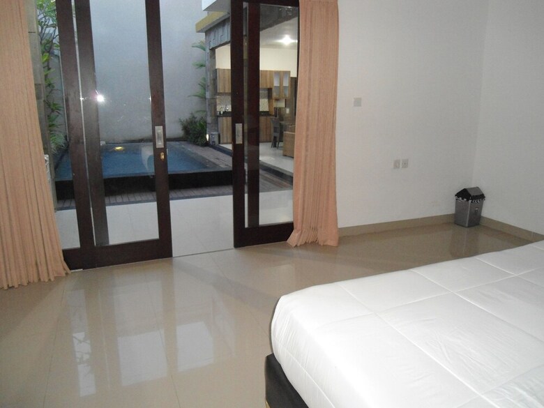 Villa Oyo 2693 The Ulun Kubu 4