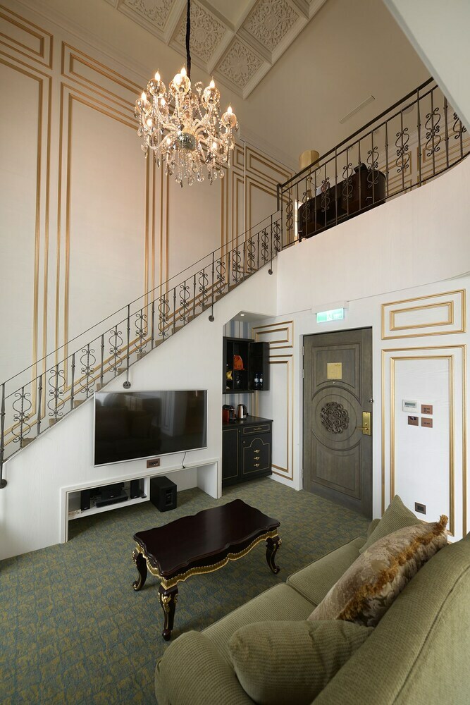 Golden Tulip Rs Boutique Hotel