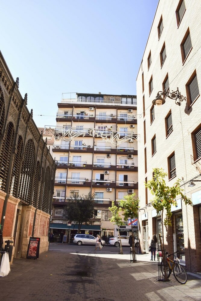 Apartamentos Letmalaga Atarazanas Market