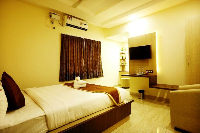 Hotel Sai Krish Grand