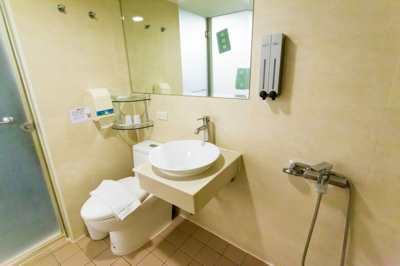 New Rise Hotel