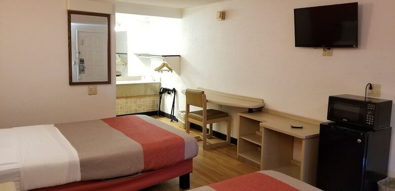 Motel Fairbridge Inn Express London