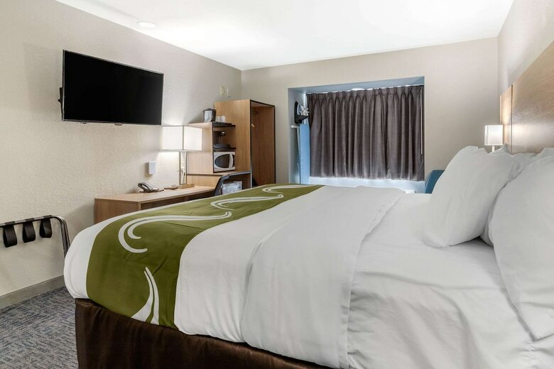 Hotel Quality Inn Downtown - Near Market Square