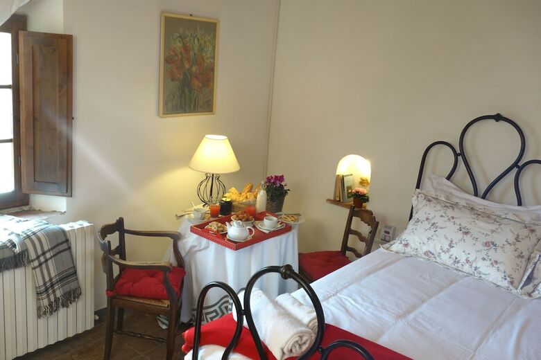 Agroturismo Fattoria Casa Sola