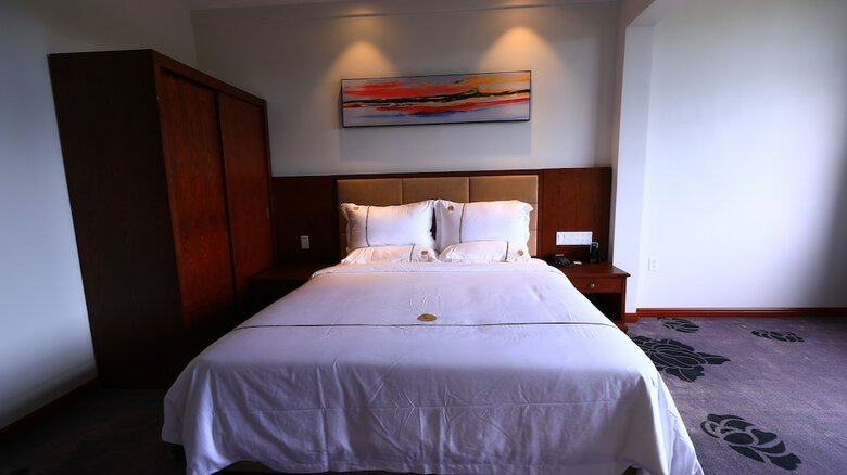 Tf Seaside Hotel