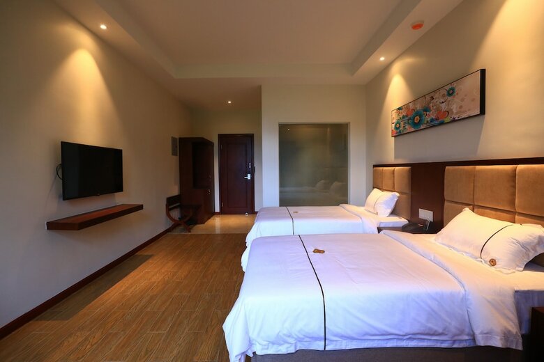 Tf Seaside Hotel