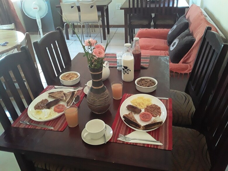 Vuya Nathi Bed & Breakfast