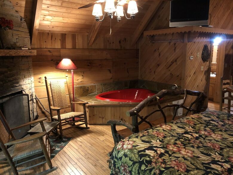 Bed & Breakfast Gatlinburg Adventure Cabins