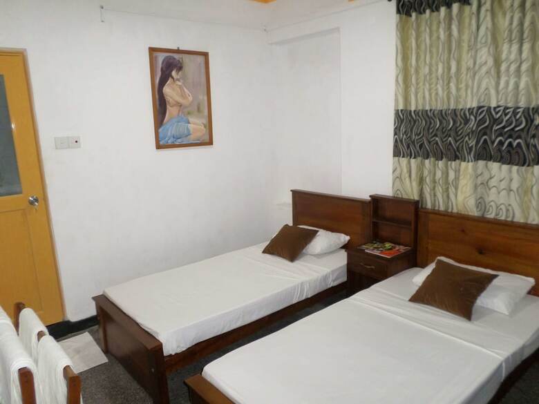 Hotel Lodge In 611