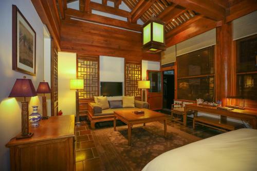 Qiwanglou Hotel